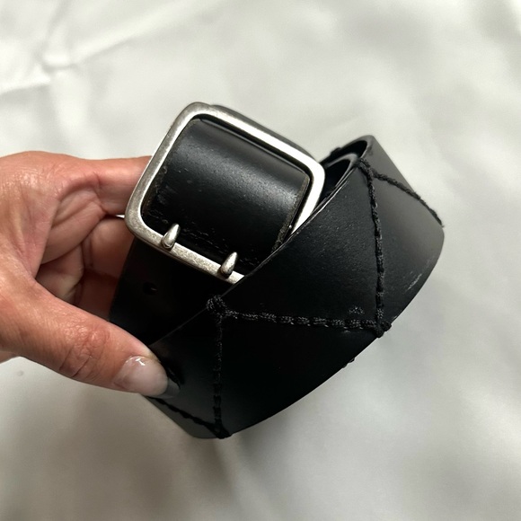 PRANA BLACK LEATHER STITCHED BELT STITCHED SILVER SQUARE BUCKLE SIZE-mens M - Picture 8 of 9